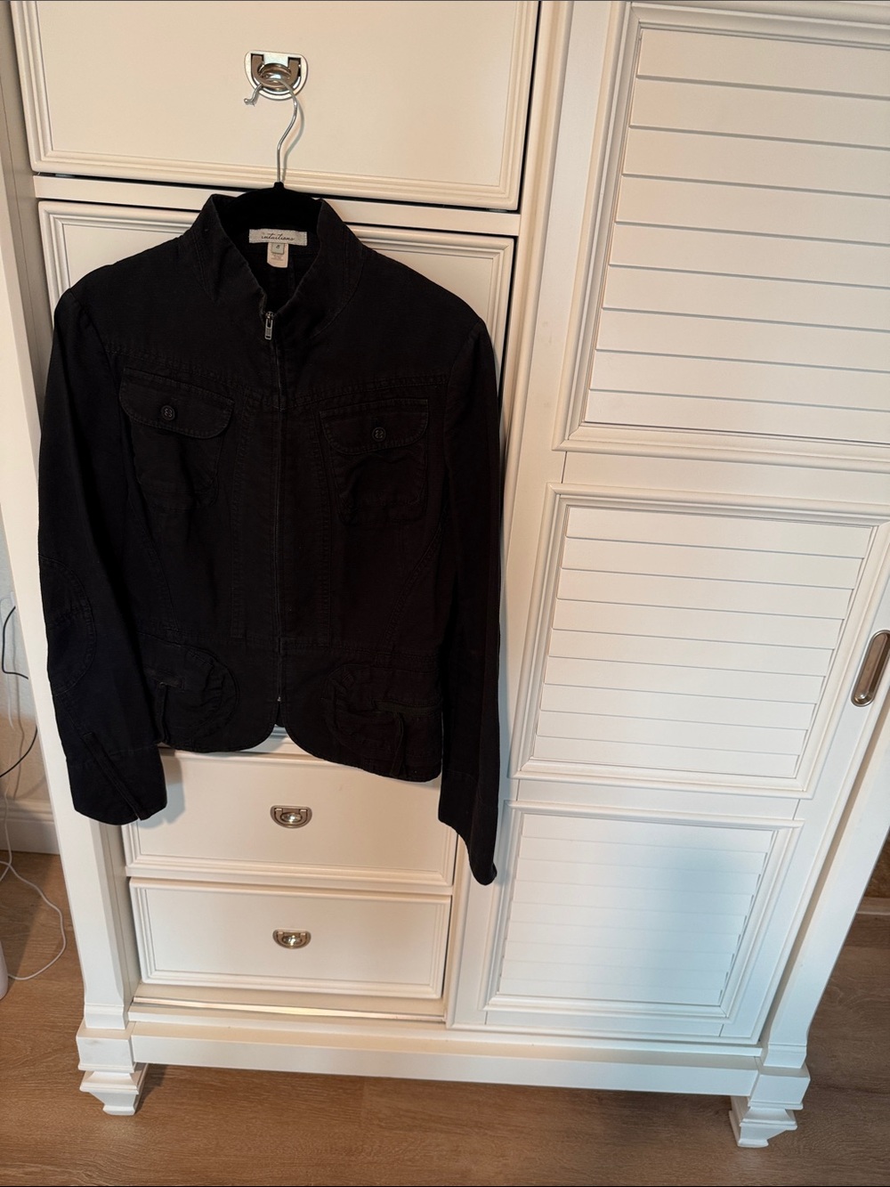 Intuitions 
Black Stand-Collar Utility Jacket
